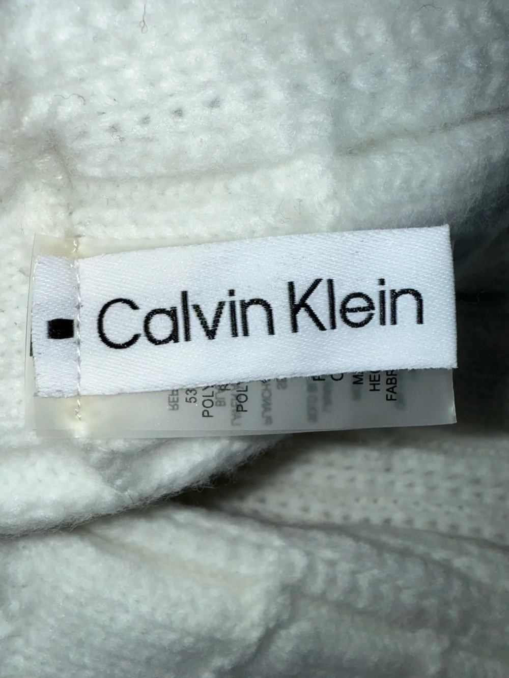 Calvin Klein White Ivory Knitted Infinity Scarf Cozy Warm Wrap 30in x 11.5in
